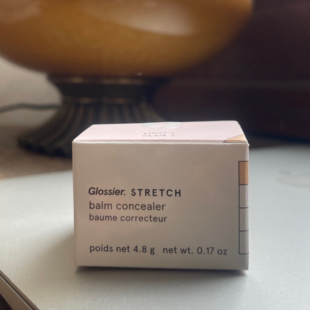 NIB! Glossier | Stretch Balm Concealer Light 3